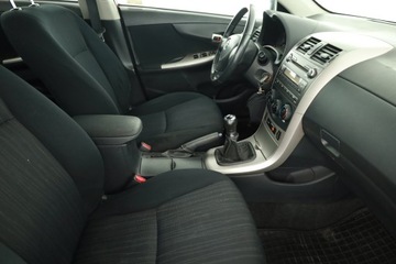 Toyota Corolla X Sedan 1.6 i 16V VVT-i 124KM 2008 Toyota Corolla 1.6 Dual VVT-i, Salon Polska, zdjęcie 6