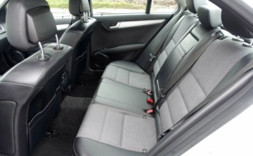 Mercedes Klasa C W204 Limuzyna Facelifting 180 CDI BlueEFFICIENCY 120KM 2012 Mercedes-Benz Klasa C REZERWACJA 180CDI 120KM LIFT Avantgarde Zero korozji, zdjęcie 12
