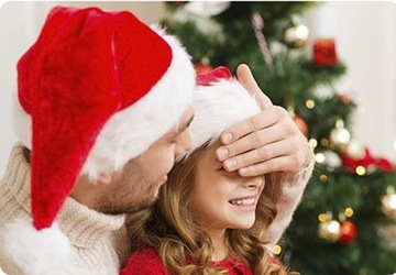 РОЖДЕСТВЕНСКАЯ ШАПКА САНТЫ С ПОМПОНОМ ПЛЮШ ПРЕМИУМ