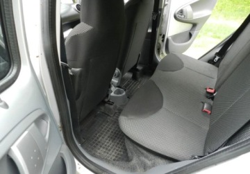 Toyota Aygo I Hatchback 3d 1.0 VVT-i 68KM 2009 Toyota Aygo mala tania niezawodna 5drzwi KLIMA bez rdzy Benzyna 68KM, zdjęcie 13