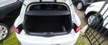 Renault Megane IV Hatchback 5d 1.3 TCe 140 FAP 140KM 2018 Renault Megane Renault Megane TCe 140 GPF BOSE EDITION 1.3 Benzyna 140KM, zdjęcie 11