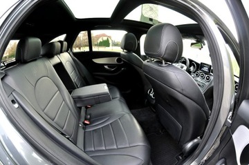 Mercedes Klasa C W205 Kombi Facelifting 1.6 180 156KM 2018 Mercedes C 180 AMG Line Full Led Panorama Dach, zdjęcie 28