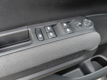 Citroen C3 Aircross  I Crossover Facelifting 1.2 PureTech 130KM 2021 Citroen C3 Aircross Lift Automat Navi Klimatyzacja LED Tempomat PDC 1.2, zdjęcie 8