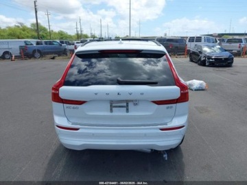 Volvo XC60 II 2023 Volvo XC 60 B5 Core 2023 2.0l 2.0 Benzyna 247KM, zdjęcie 4