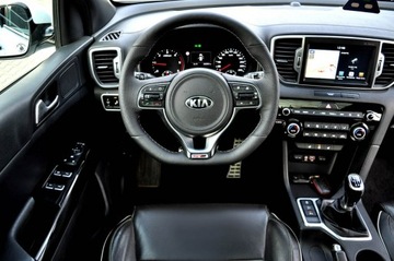 Kia Sportage IV SUV 1.7 CRDi 115KM 2018 Kia Sportage 1.7 Crdi 116 KM GT Line Panorama Navi, zdjęcie 6