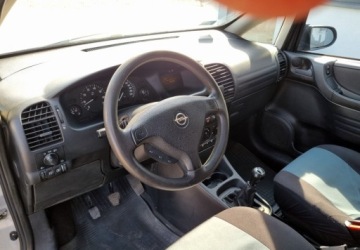 Opel Zafira A 1.6 16V 101KM 2004 Opel Zafira 1,6 Benzyna Klima 7-osob 1.6 Benzyna 100KM, zdjęcie 21