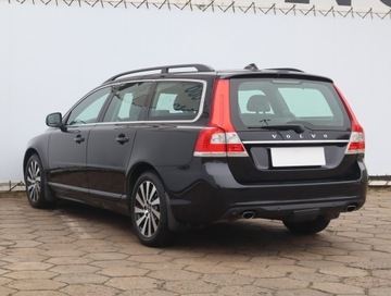 Volvo V70 III Kombi Facelifting 2.0 D4 DRIVE-E 181KM 2014 Volvo V70 D4, 178 KM, Automat, Skóra, Xenon, zdjęcie 3