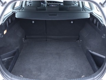 Toyota Auris II Touring Sports Facelifting 1.6 Valvematic 132KM 2016 Toyota Auris 1.6 Valvematic, Salon Polska, Klima, zdjęcie 13