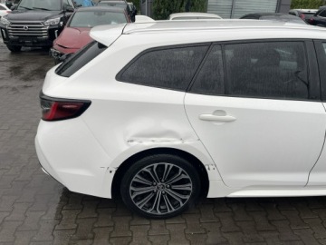 Toyota Corolla XII TS Kombi 1.8 Hybrid 122KM 2019 Toyota Corolla Hybryda Automat Kamera Podgrzewanie, zdjęcie 4