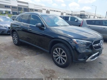 Mercedes GLC C254/X254 2024 Mercedes-Benz GLC 300 4matic Suv 2024 2.0 Benzyna 255KM, zdjęcie 4