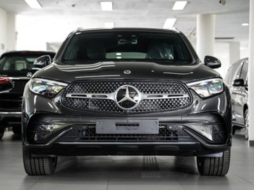Mercedes GLC C254/X254 Coupe 2.0 220d 197KM 2025 MERCEDES-BENZ GLC 220 d 4-Matic AMG Line 2.0 (197KM) 2025, zdjęcie 1