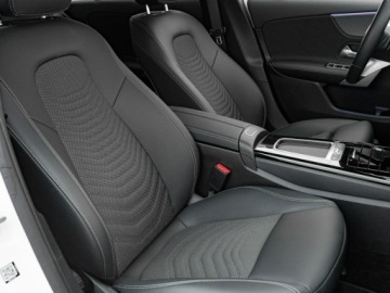 Mercedes Klasa A W177/V177 Sedan Facelifting 2.0 200d 150KM 2023 Mercedes A 200 GD8K604#200 d Progressive 8G-DCT, zdjęcie 26