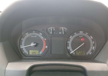 Skoda Fabia I 2005 Skoda Fabia Kupiony w Polsce - ubezpieczony - benzyna - 5 drzwi 1.2 Benzyna, zdjęcie 20