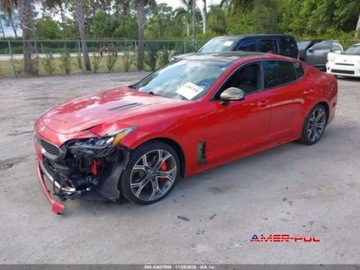 Kia Stinger Liftback 3.3 T-GDi 366KM 2018 Kia Stinger 2018 r., 3.3 L GT1 AWD 3.3 Benzyna 365KM, zdjęcie 2