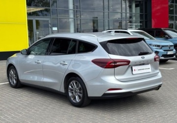 Ford Focus IV Kombi Facelifting 1.0 EcoBoost 125KM 2024 Ford Focus 1.0 EcoBoost Hyb 125KM TitaniumX Pakiet Winter SalonPL FV23 Gwa, zdjęcie 8