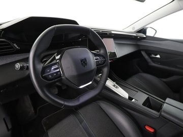 Peugeot 308 III Hatchback 1.2 PureTech 130KM 2022 Peugeot 308 Automat full LED półskóra navi, zdjęcie 13