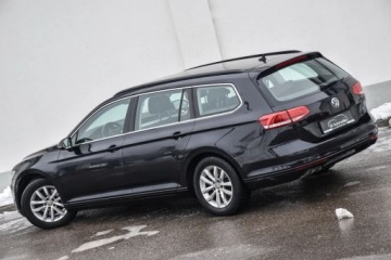 Volkswagen Passat B8 Variant 2.0 TDI 190KM 2015 Volkswagen Passat Variant VW PASSAT 2.0TDI 190KM DSG NAVI HAK Masaze Gwara, zdjęcie 9