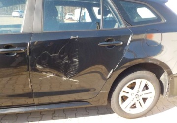 Toyota Corolla XII TS Kombi Facelifting 1.8 Hybrid 140KM 2022 Toyota Corolla Okazja 1.8 Hybryda 140KM, zdjęcie 16