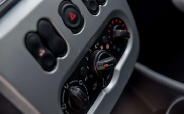 Dacia Logan I MCV 1.6 84KM 2012 Dacia Logan Dacia Logan 1.6 Ambiance 1.6 Benzyna 84KM, zdjęcie 8