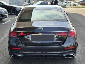 Mercedes Klasa E W214 Sedan 2.0 220d 197KM 2025 E Klasa 220 d 4-Matic AMG 2.0 (197KM) 2025, zdjęcie 1