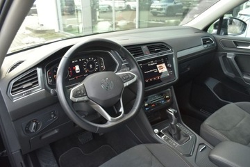 Volkswagen Tiguan II SUV Facelifting 1.5 TSI 150KM 2022 Volkswagen Tiguan SalonPL 1.5TSI 150KM Elegance DSG Panorama MATRIX ACC HA, zdjęcie 8