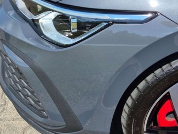 Volkswagen Golf VIII GTI 2.0 TSI 245KM 2023 Volkswagen Golf GTI245km Niski Przebieg HAK Holowniczy 2.0 Benzyna 245KM, zdjęcie 8