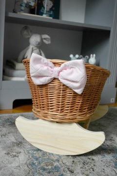 Колыбелька для кукол из натуральной плетеной ткани.