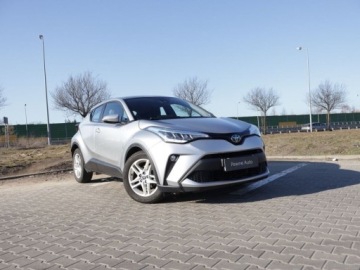 Toyota C-HR I Crossover Facelifting 1.8 Hybrid 122KM 2023 Toyota C-HR Toyota C-HR 1.8 Hybrid Comfort FV23 Gwarancja Salon PL