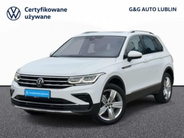 Volkswagen Tiguan II SUV Facelifting 2.0 TDI 200KM 2022 Volkswagen Tiguan Bogate wyposazenie drugi komplet kol LEDMatrix Hak Head-
