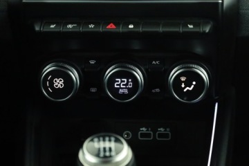 Renault Clio V Hatchback 5d Facelifting 1.0 TCe 90KM 2024 Renault Clio 1.0 TCe, Salon Polska, 1. Właściciel, zdjęcie 9