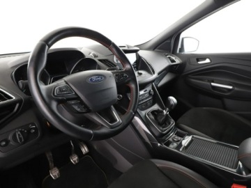 Ford Kuga II SUV Facelifting 2.0 TDCi 150KM 2017 Ford Kuga skóra/alcantara bi-xenon navi grzane, zdjęcie 13