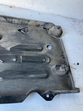 КРЫШКА ШАССИ C3 II ПРАВАЯ 9805062080