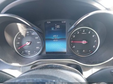 Mercedes GLC C254/X254 2022 Mercedes-Benz GLC 300 2022 2.0 Benzyna 255KM, zdjęcie 11