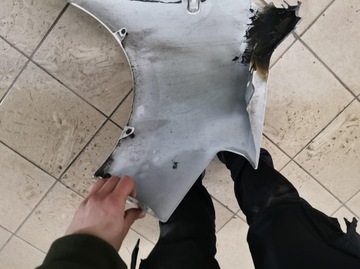 BLATNÍK LEVÝ PŘEDNÍ SKODA CITIGO 11-19 LB9A