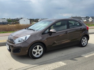 Kia Rio III Hatchback 3d 1.2 DOHC CVVT 85KM 2012 Kia Rio III 1,2 85 KM GAZ Klimatronik Komputer, zdjęcie 1