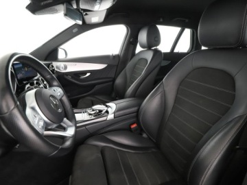 Mercedes Klasa C W205 Kombi Facelifting HYBRYDA 2.0 300 de 306KM 2020 Mercedes C 300 FV23% PHEV multi beam LED, zdjęcie 13