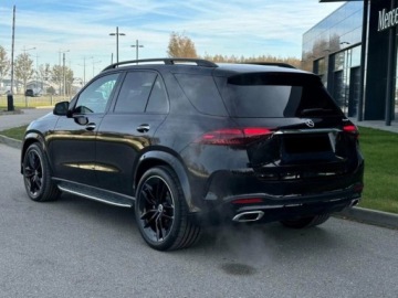 Mercedes GLE V167 SUV Facelifting 3.0 450d 367KM 2026 MERCEDES-BENZ GLE 450 d 4-Matic AMG Line 3.0 (367KM) 2026, zdjęcie 2