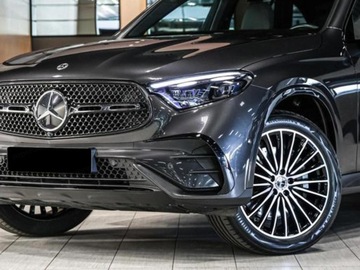 Mercedes GLC C254/X254 2025 MERCEDES-BENZ GLC 300 e 4-Matic AMG Line 2.0 (360KM) 2025, zdjęcie 1
