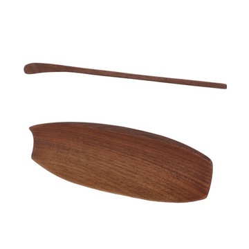 Чайник из орехового дерева.