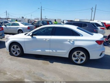 Audi A3 8Y 2024 Audi a3 Premium 40 Tfsi Quattro S Tronic 2024 2.0l 2.0 Benzyna 201KM, zdjęcie 2