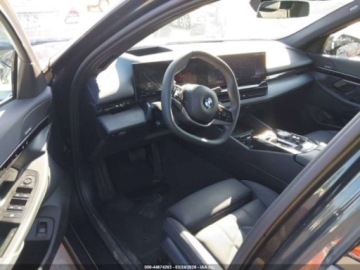 BMW Seria 5 G90-91 2024 BMW Seria 5 530i 2024 2.0 Benzyna 255KM, zdjęcie 10