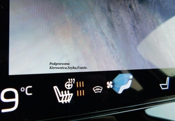 Volvo XC40 Crossover Facelifting 2.0 B4 197KM 2022 Volvo XC 40 2.0T R-Design z Gwarancja Model 2022r 2.0 Benzyna 197KM, zdjęcie 13