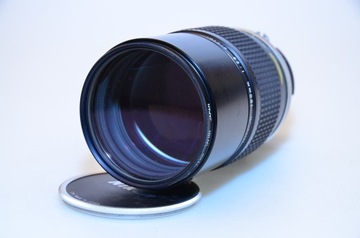 Объектив Nikon F NIKON NIKKOR 180 мм 1:2,8