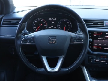 Seat Arona Crossover 1.0 EcoTSI 115KM 2019 Seat Arona 1.0 TSI, Salon Polska, Skóra, Navi, zdjęcie 19