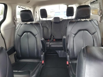 Chrysler Pacifica II 2022 Chrysler Pacifica Touring L 2022 3.6l 3.6 Benzyna 287KM, zdjęcie 10