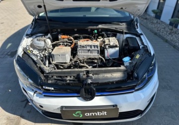 Volkswagen Golf VII e-Golf Facelifting Electro 136KM 2018 Volkswagen Golf eGolf 136KM 2018r. auto zarejestrowane i ubezpieczone w Po, zdjęcie 6