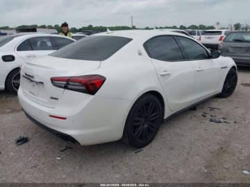 Maserati Ghibli III 2021 Maserati Ghibli 2021 3.0l 3.0 Benzyna 345KM, zdjęcie 4