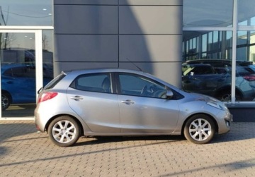Mazda 2 II Hatchback 3d Facelifting 1.3 MZR 75KM 2011 Mazda 2 1.3 75KM PB FVmarza Serwis ASO GWARANCJA 1.3 Benzyna 74KM, zdjęcie 4
