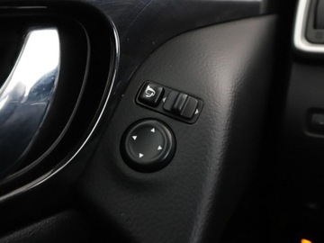 Nissan Qashqai II Crossover 1.6 DIG-T 163KM 2015 Nissan Qashqai panorama 163KM navi kamera360, zdjęcie 32