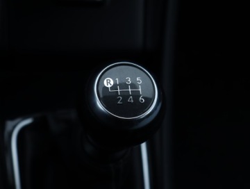 Toyota Auris II Touring Sports Facelifting 1.6 Valvematic 132KM 2016 Toyota Auris 1.6 Valvematic, Salon Polska, Klima, zdjęcie 14